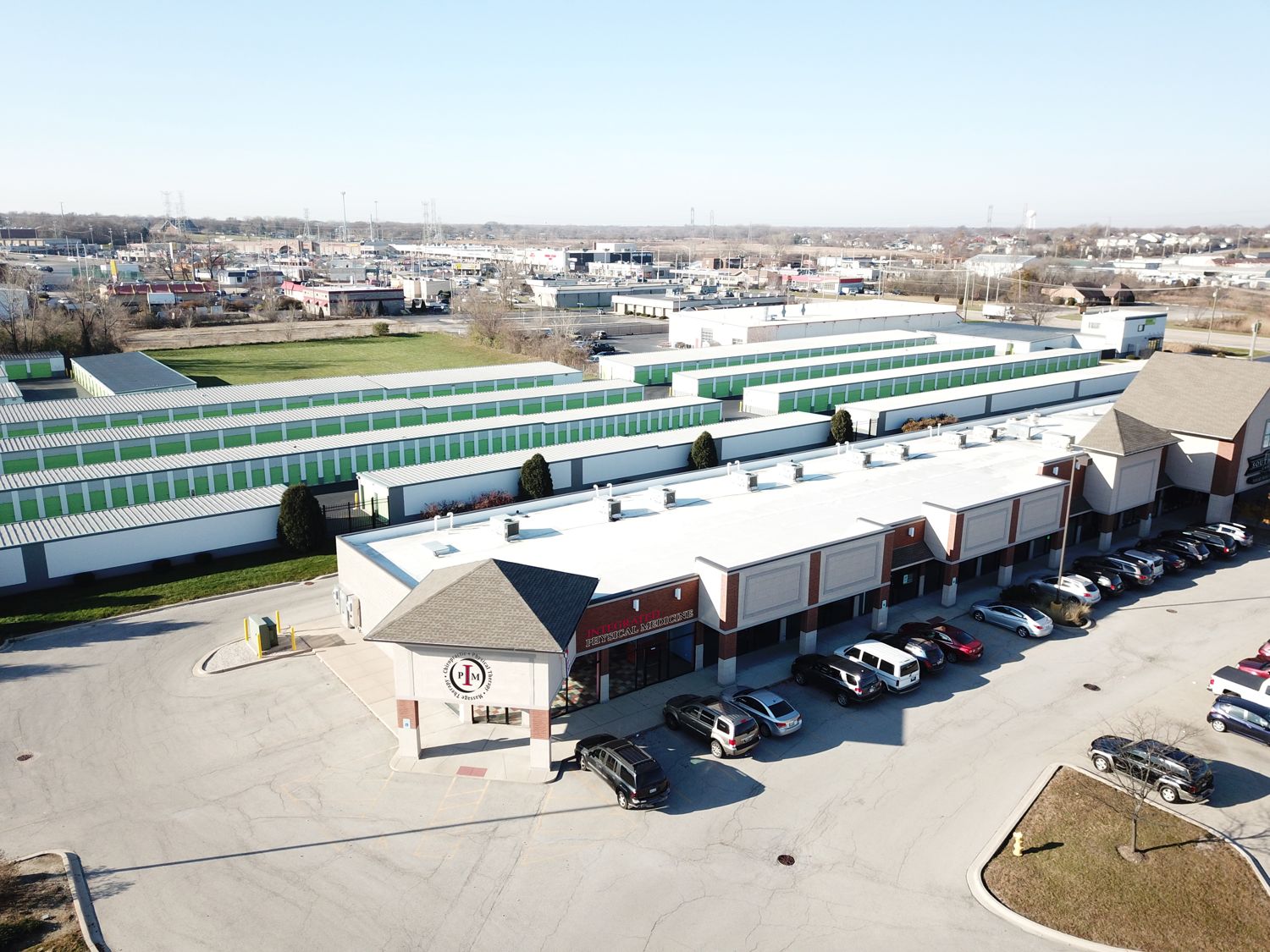 South Weber Plaza retail center exterior, Crest Hill IL